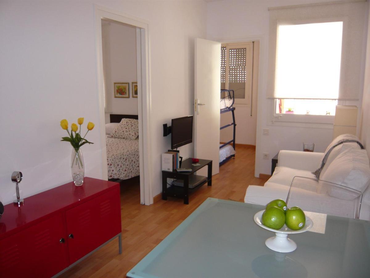 Hostal Bestprice Barcelona Stadium Room photo